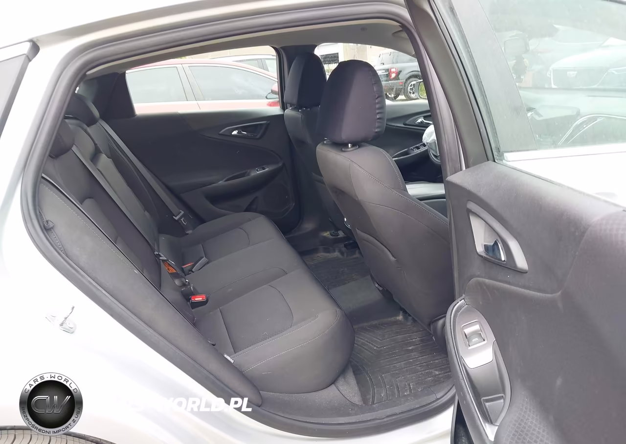 2019 Chevrolet Malibu Lt VIN:1G1ZD5STXKF194254 - 8