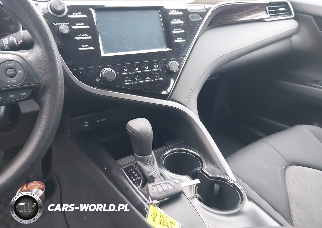 2019 Toyota Camry Le VIN:4T1B11HKXKU249303 - 11