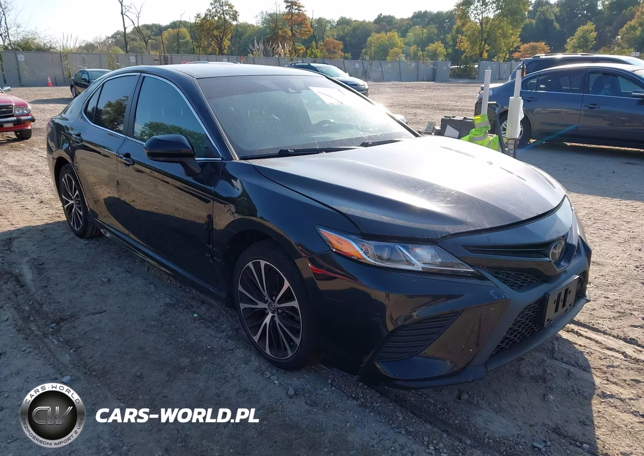 2019 Toyota Camry Se – zdjęcie 1 z 16
