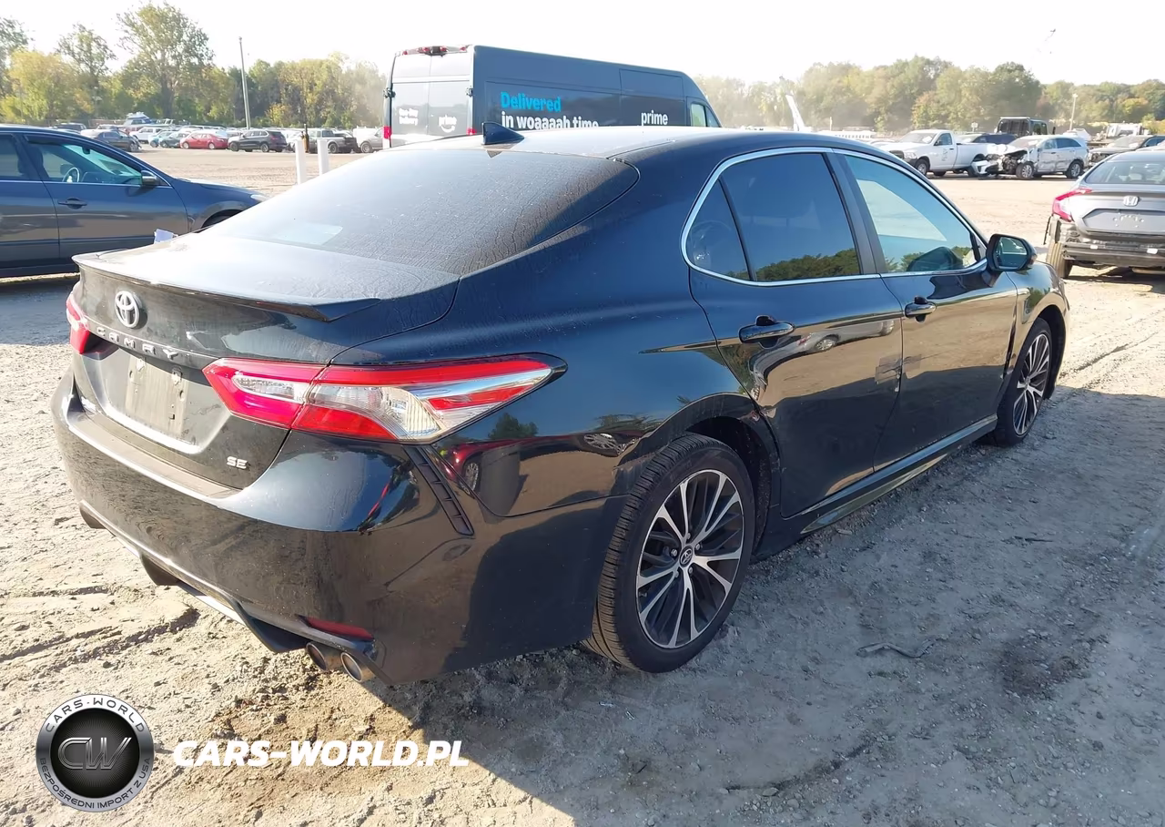 2019 Toyota Camry Se VIN:4T1B11HK4KU778536 - 4