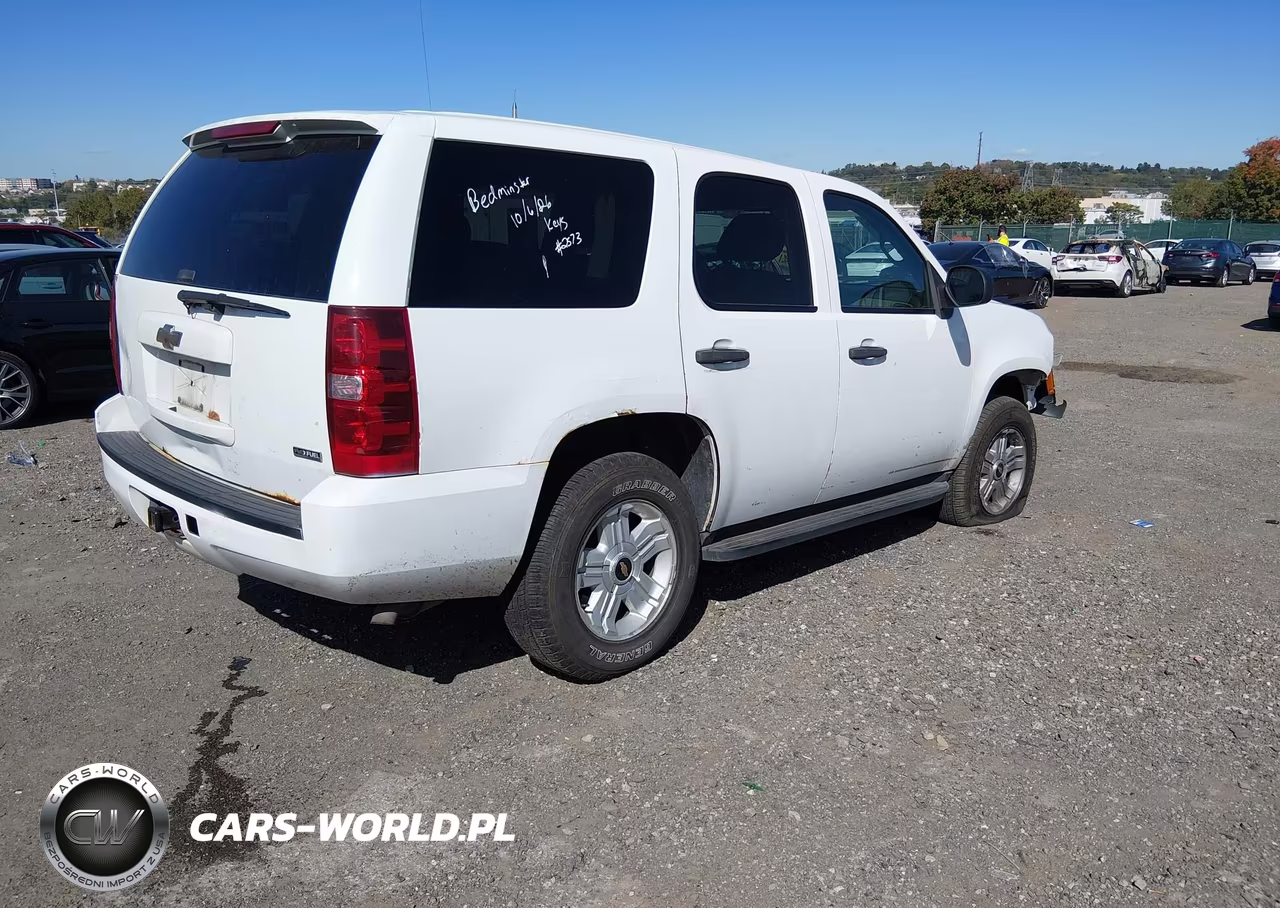 2008 Chevrolet Tahoe Special Services VIN:1GNFK03048R268242 - 4