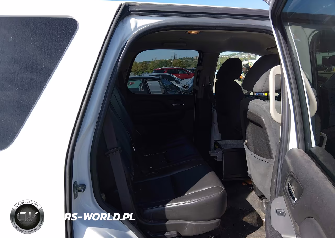 2008 Chevrolet Tahoe Special Services VIN:1GNFK03048R268242 - 8