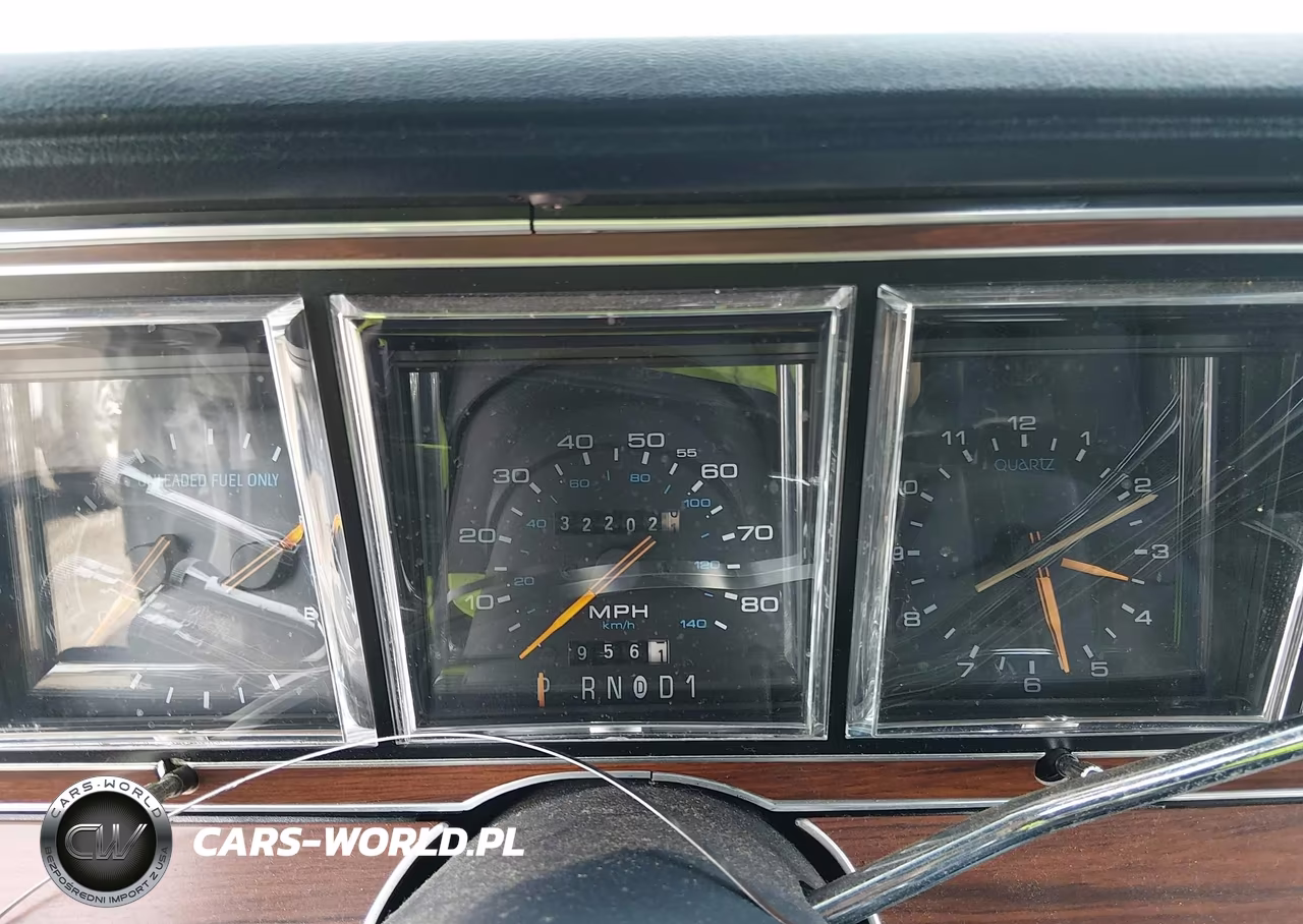 1988 Lincoln Town Car VIN:1LNBM81F1JY789403 - 7