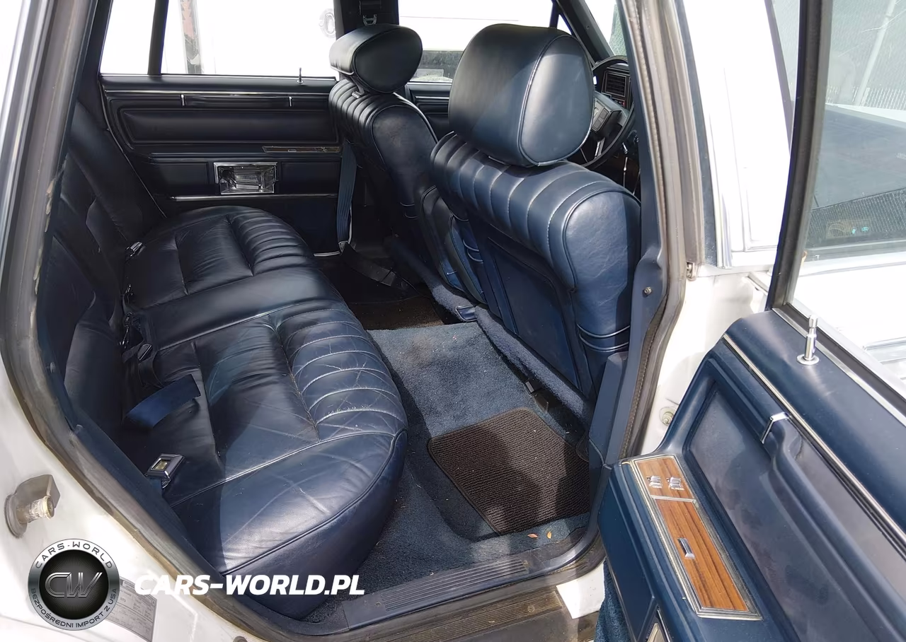 1988 Lincoln Town Car VIN:1LNBM81F1JY789403 - 8