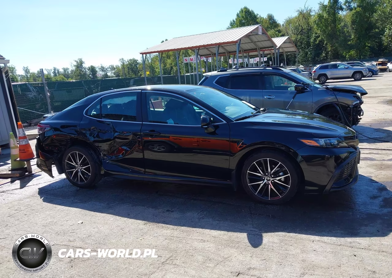 2024 Toyota Camry Se VIN:4T1T11AK5RU870392 - 13