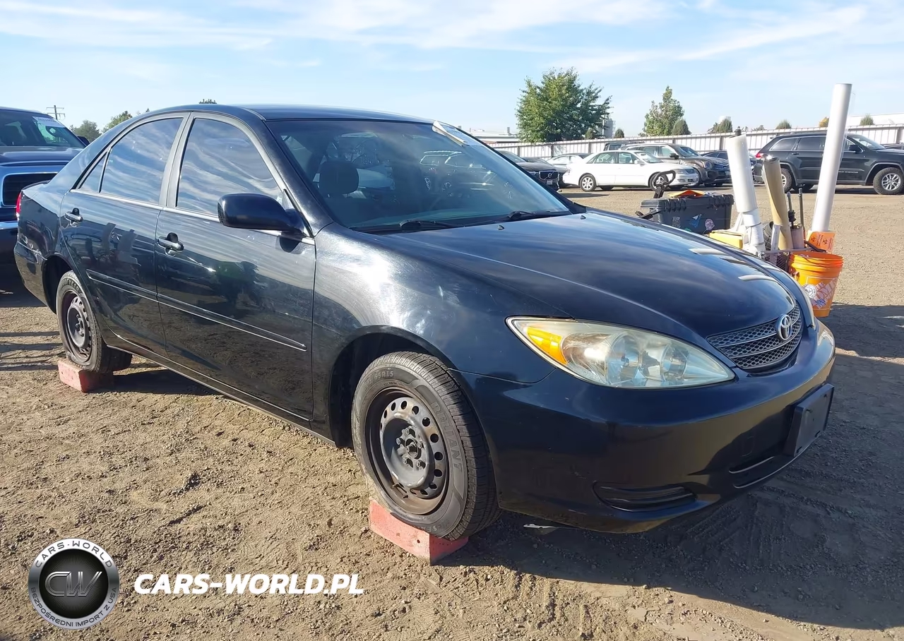 2003 Toyota Camry Le VIN:JTDBE32K930150901 - 1