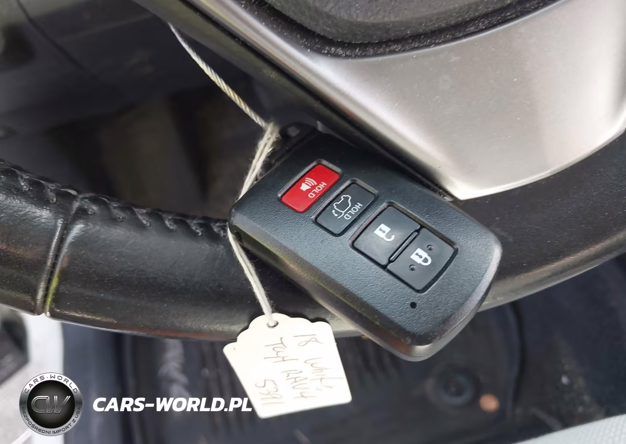 2018 Toyota Rav4 Xle VIN:JTMRFREV0JJ245391 - 11
