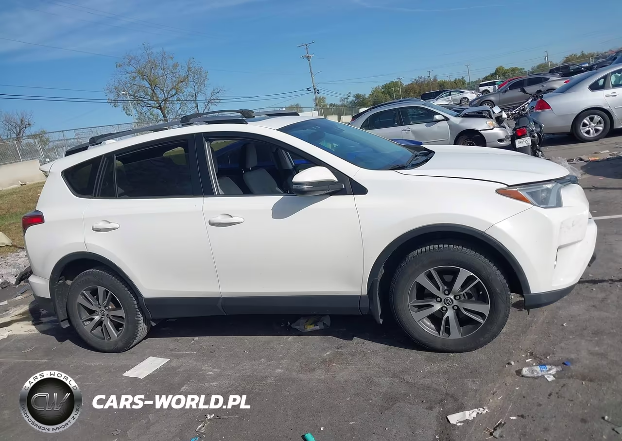 2018 Toyota Rav4 Xle VIN:JTMRFREV0JJ245391 - 13