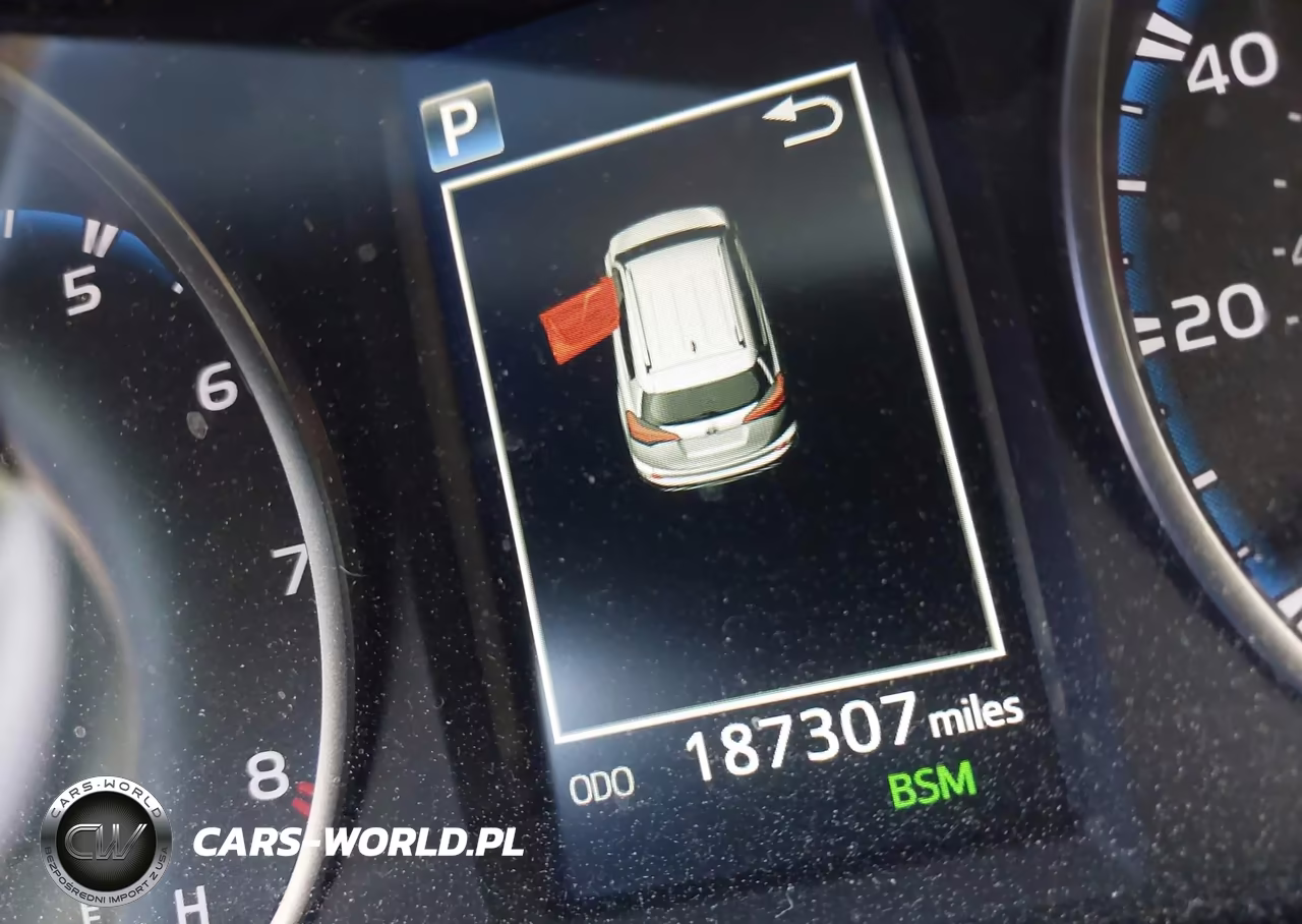 2018 Toyota Rav4 Xle VIN:JTMRFREV0JJ245391 - 15