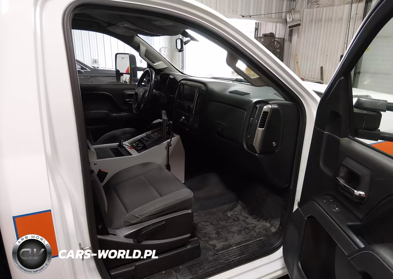 2016 Chevrolet Silverado 3500Hd Chassis Lt VIN:1GB3KZC80GF180685 - 5