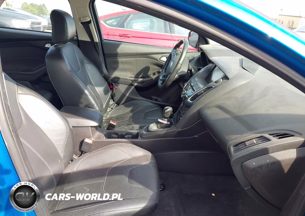 2015 Ford Focus Se VIN:1FADP3F22FL200172 - 5