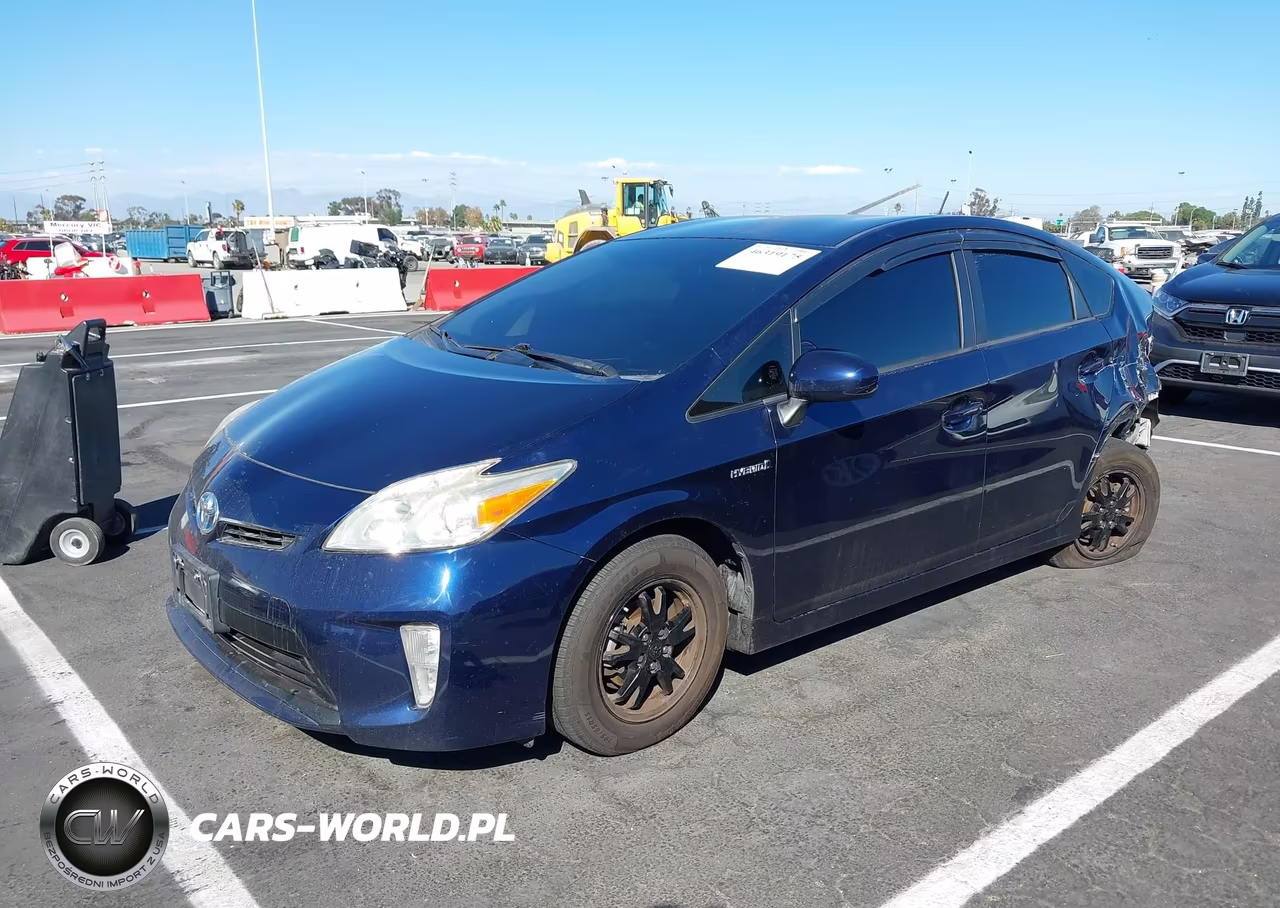 2014 Toyota Prius Two VIN:JTDKN3DU6E1770570 - 2