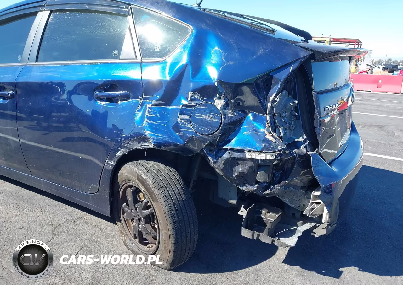 2014 Toyota Prius Two VIN:JTDKN3DU6E1770570 - 6