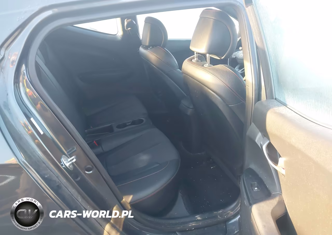 2019 Hyundai Veloster Turbo VIN:KMHTH6AB6KU009205 - 8