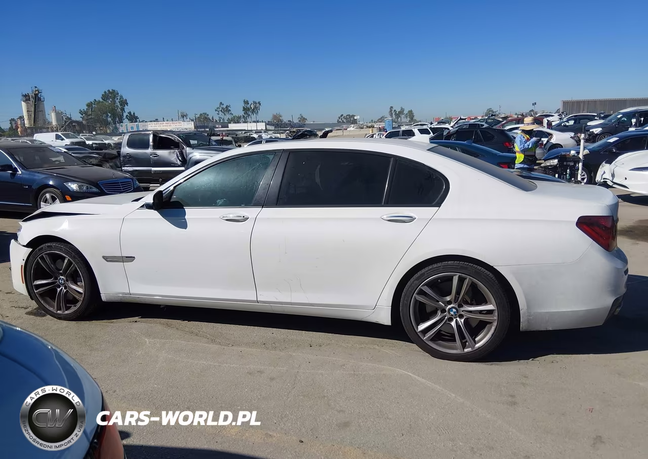 2014 BMW Alpina B7 VIN:WBAYE8C50ED134823 - 14