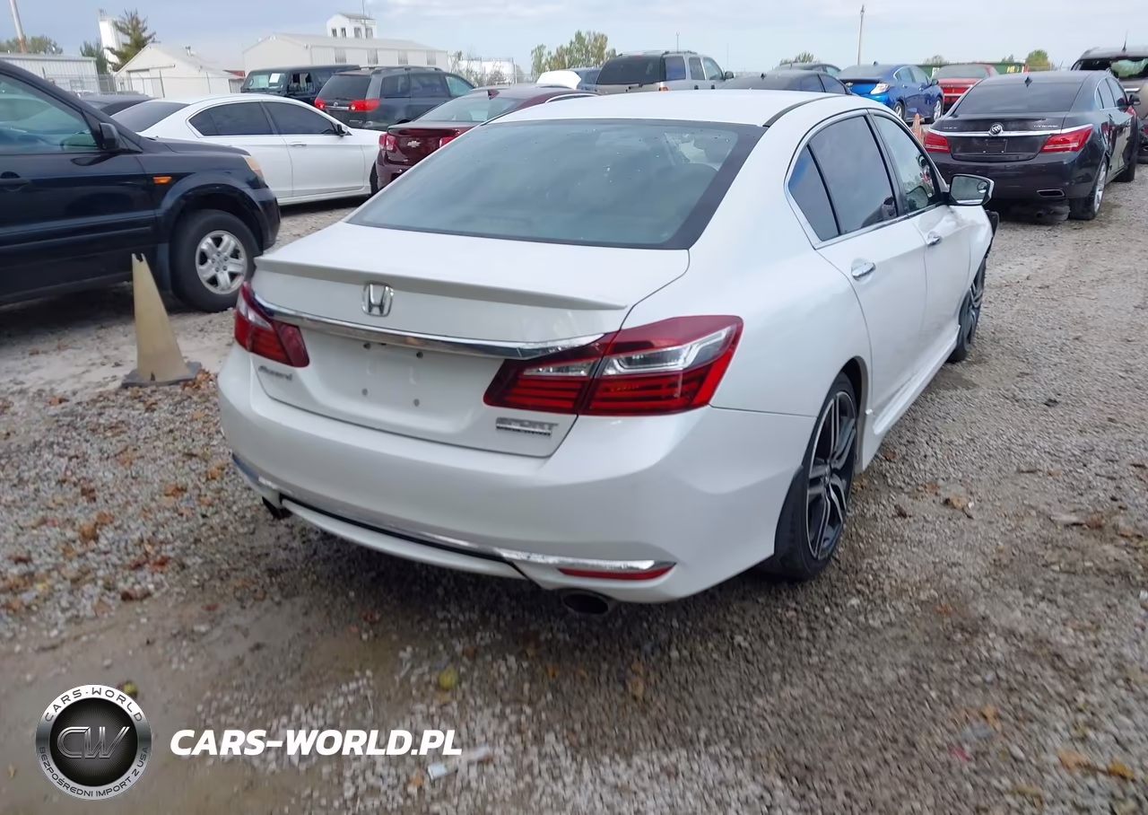 2017 Honda Accord Sport Se VIN:1HGCR2F14HA103430 - 4