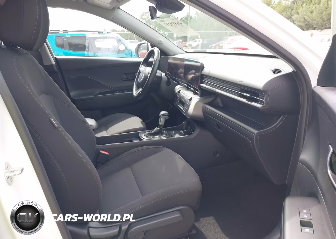 2025 Hyundai Kona Sel VIN:KM8HBCAB6SU323152 - 5