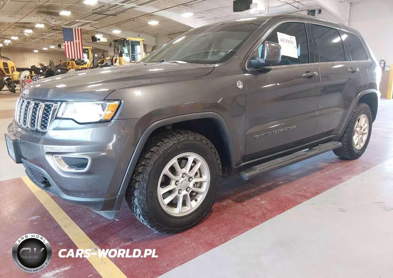 2019 Jeep Grand Cherokee Laredo E 4X4 VIN:1C4RJFAG0KC754262 - 2