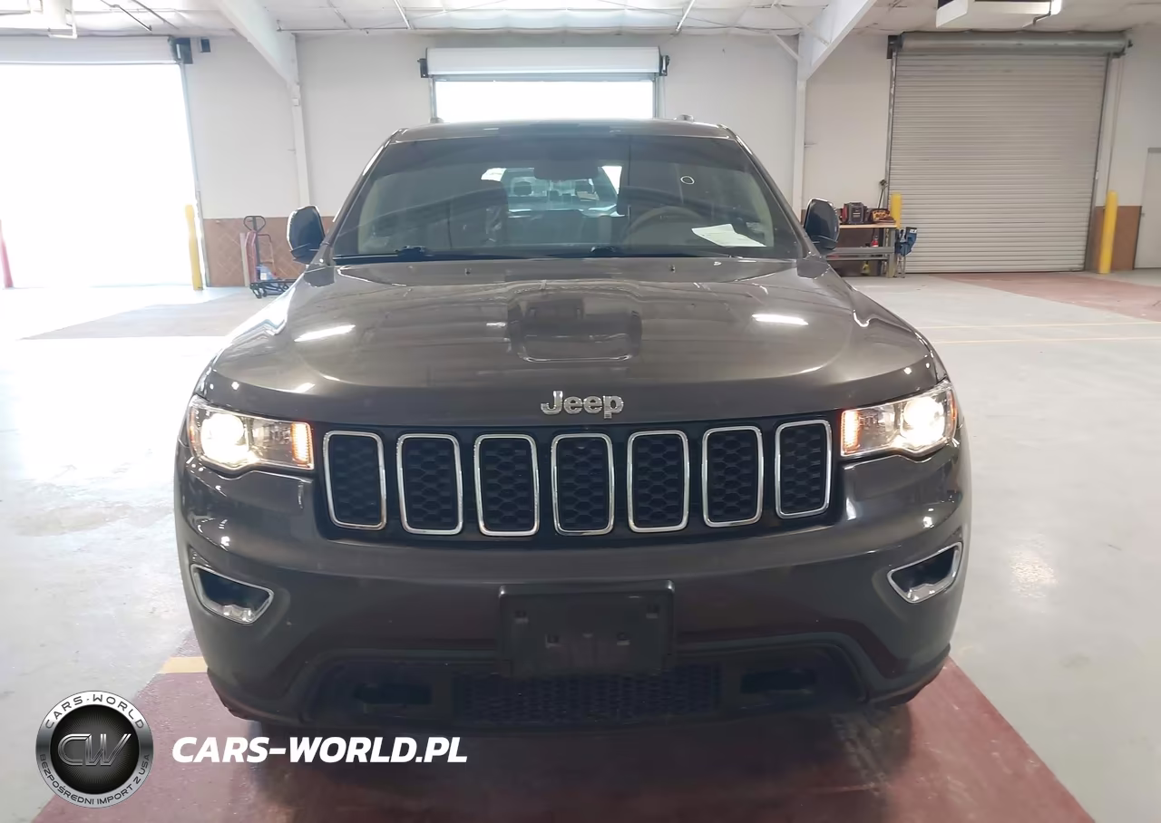 2019 Jeep Grand Cherokee Laredo E 4X4 VIN:1C4RJFAG0KC754262 - 6
