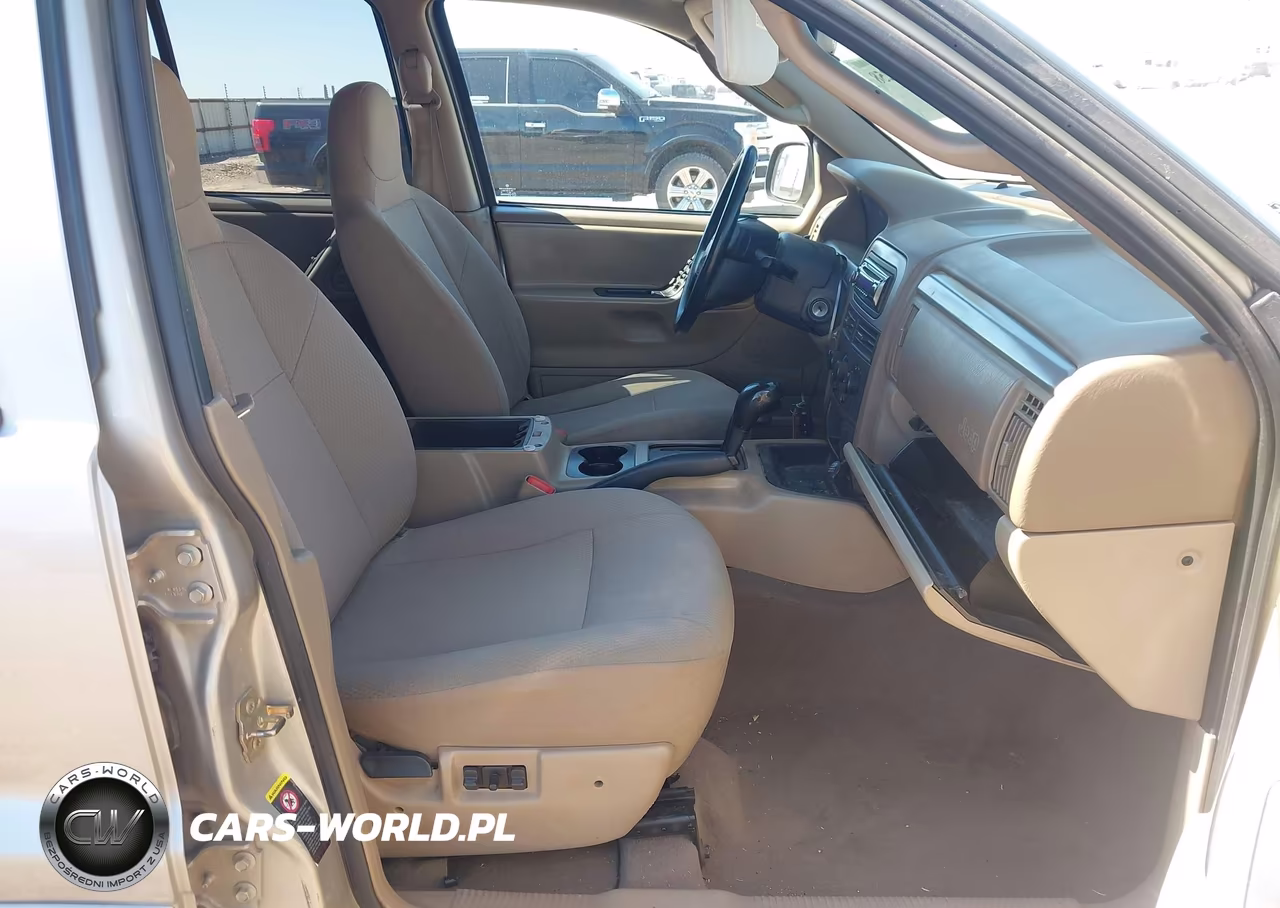 2004 Jeep Grand Cherokee Laredo VIN:1J8GW48SX4C164623 - 5