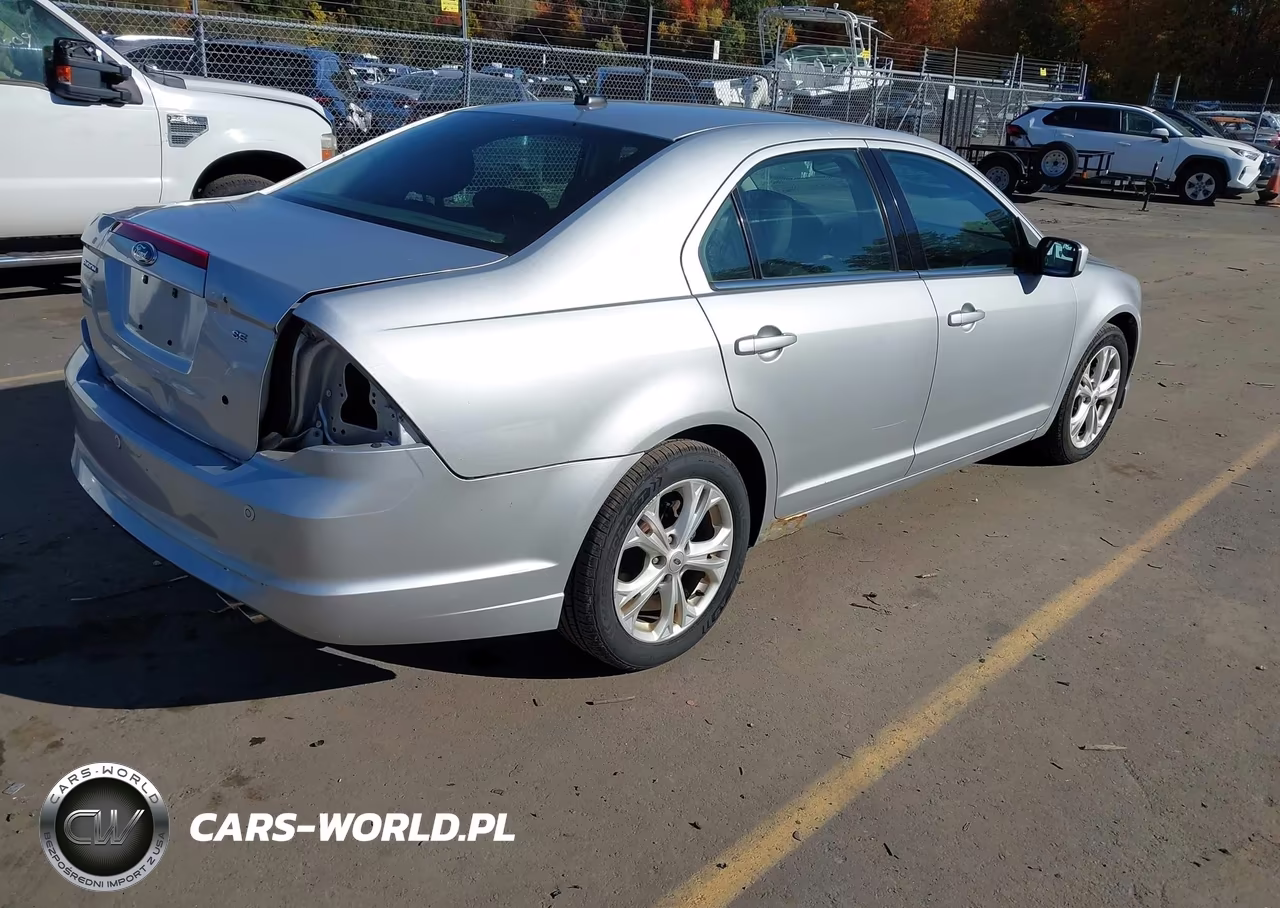 2012 Ford Fusion Se VIN:3FAHP0HA2CR153940 - 4