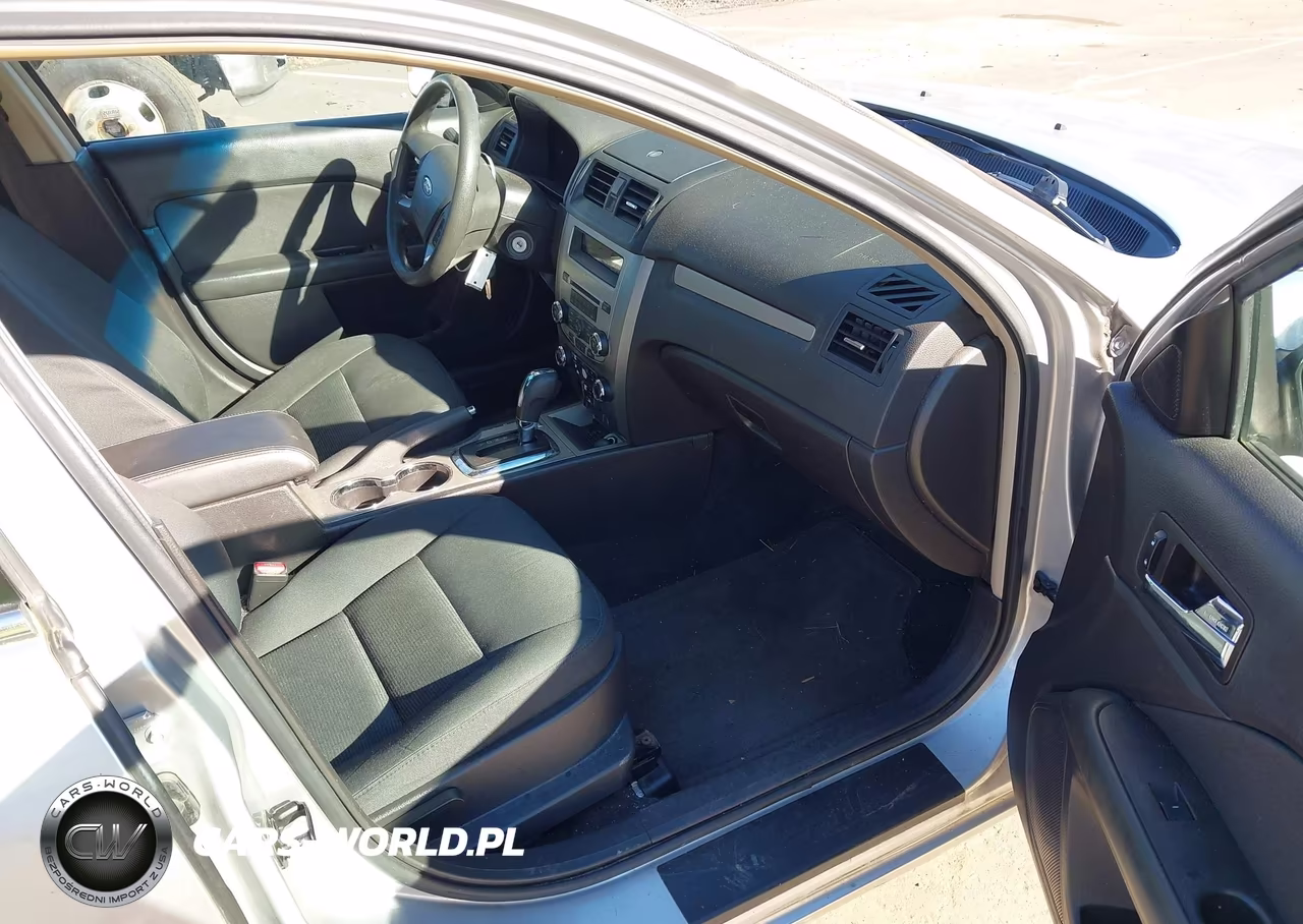 2012 Ford Fusion Se VIN:3FAHP0HA2CR153940 - 5