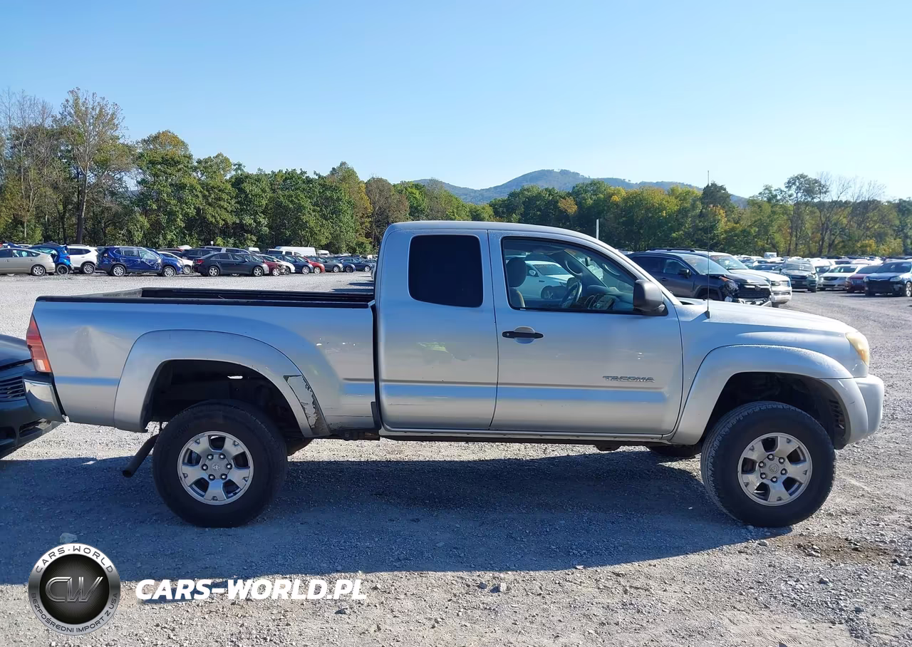 2006 Toyota Tacoma Base V6 VIN:5TEUU42N06Z224268 - 14