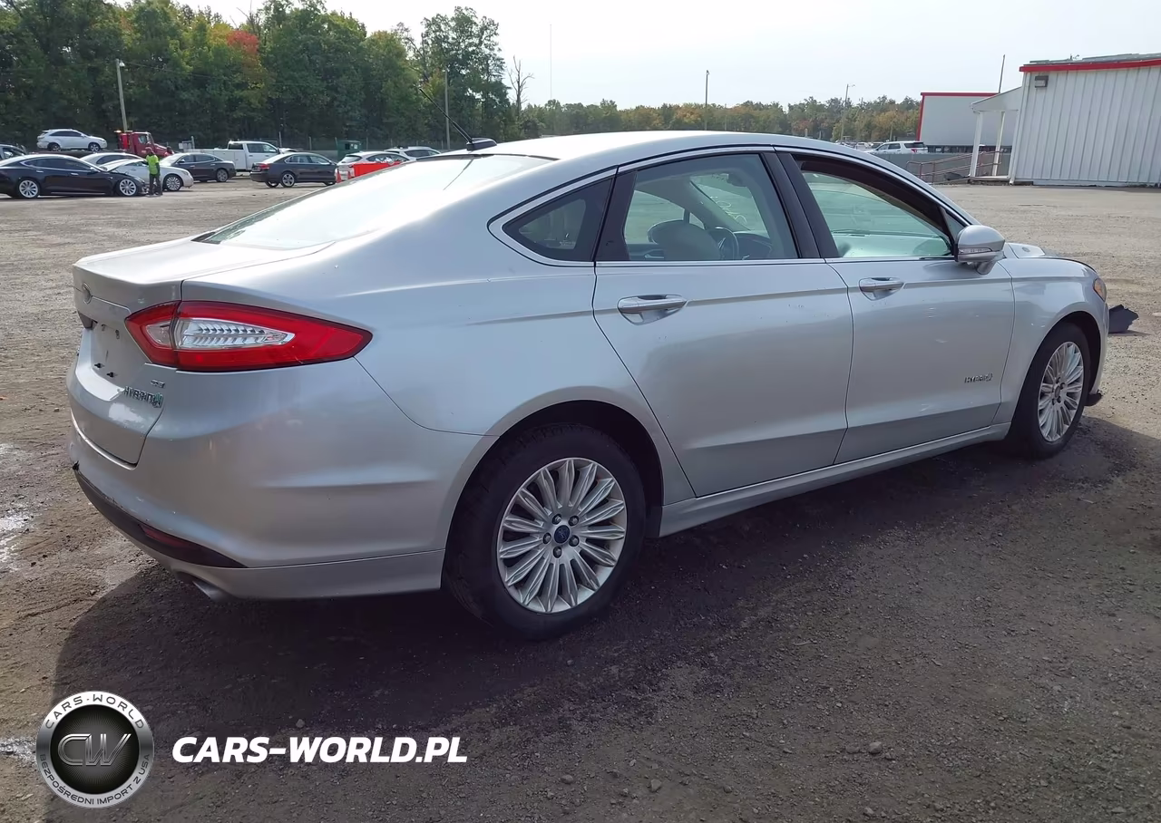 2013 Ford Fusion Hybrid Se VIN:3FA6P0LU6DR218038 - 4