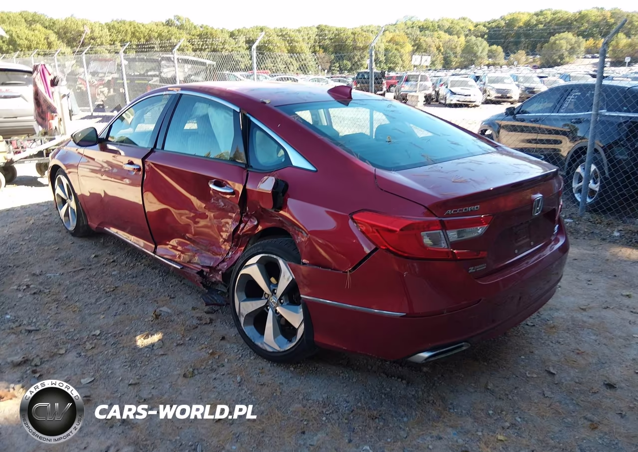2018 Honda Accord Touring 2.0T VIN:1HGCV2F99JA026397 - 3