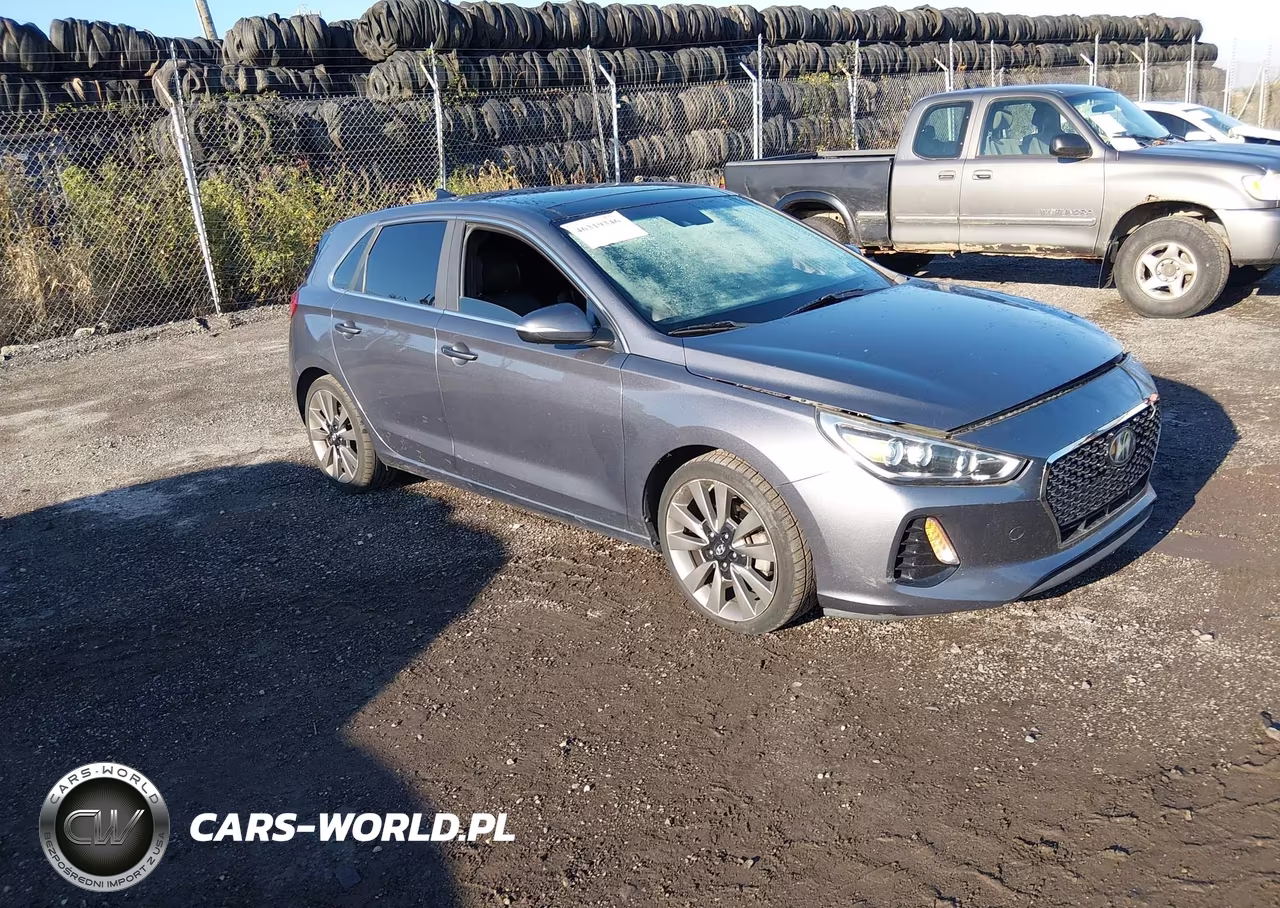 2018 Hyundai Elantra Gt Sport – zdjęcie 1 z 18