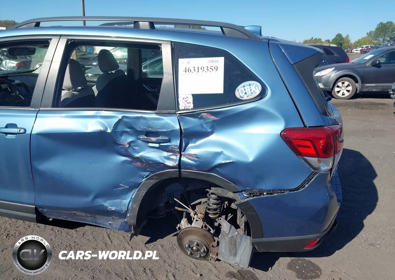 2021 Subaru Forester Premium VIN:JF2SKAFC4MH459907 - 17