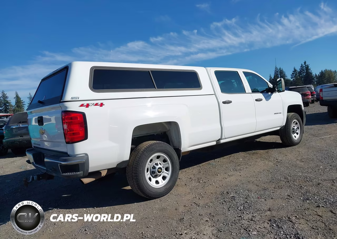 2018 Chevrolet Silverado 3500Hd Wt VIN:1GC4KYCGXJF272492 - 4