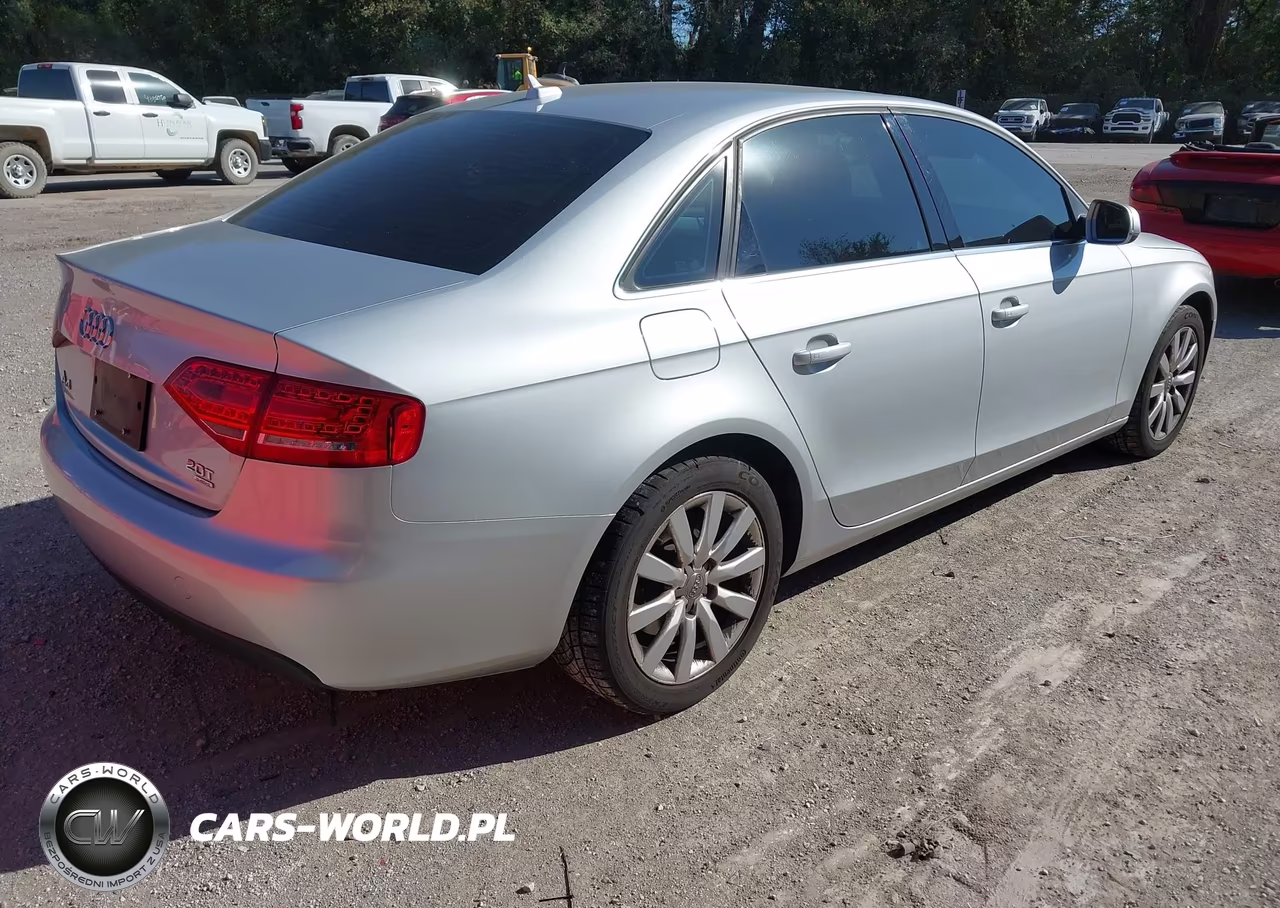 2010 Audi A4 2.0T Premium VIN:WAUFFAFLXAN035047 - 4