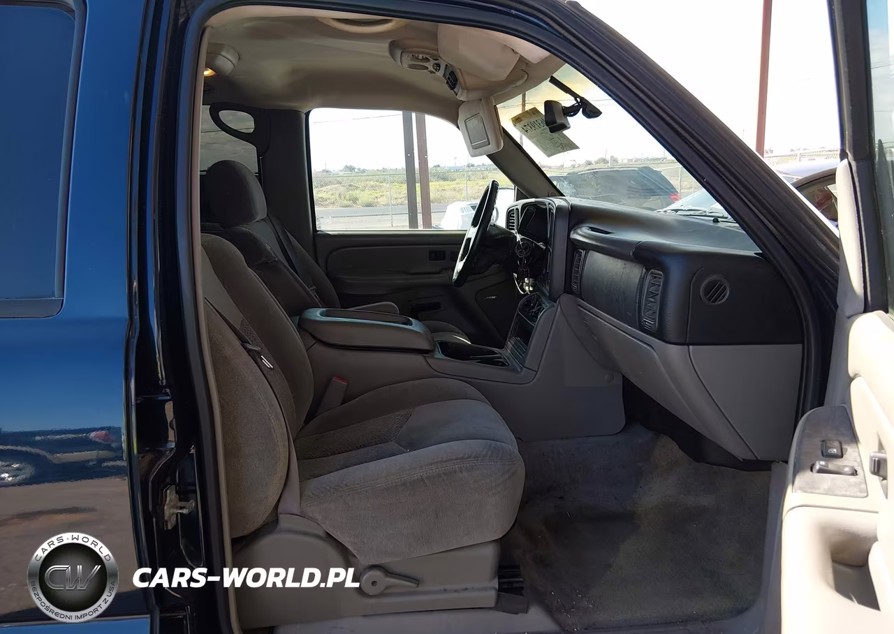 2004 Chevrolet Tahoe Ls VIN:1GNEC13Z34R301030 - 5