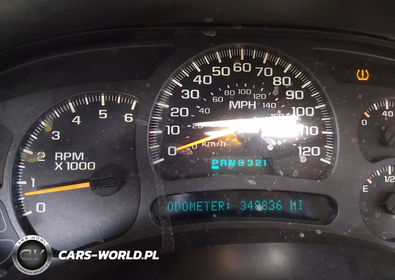 2004 Chevrolet Tahoe Ls VIN:1GNEC13Z34R301030 - 7