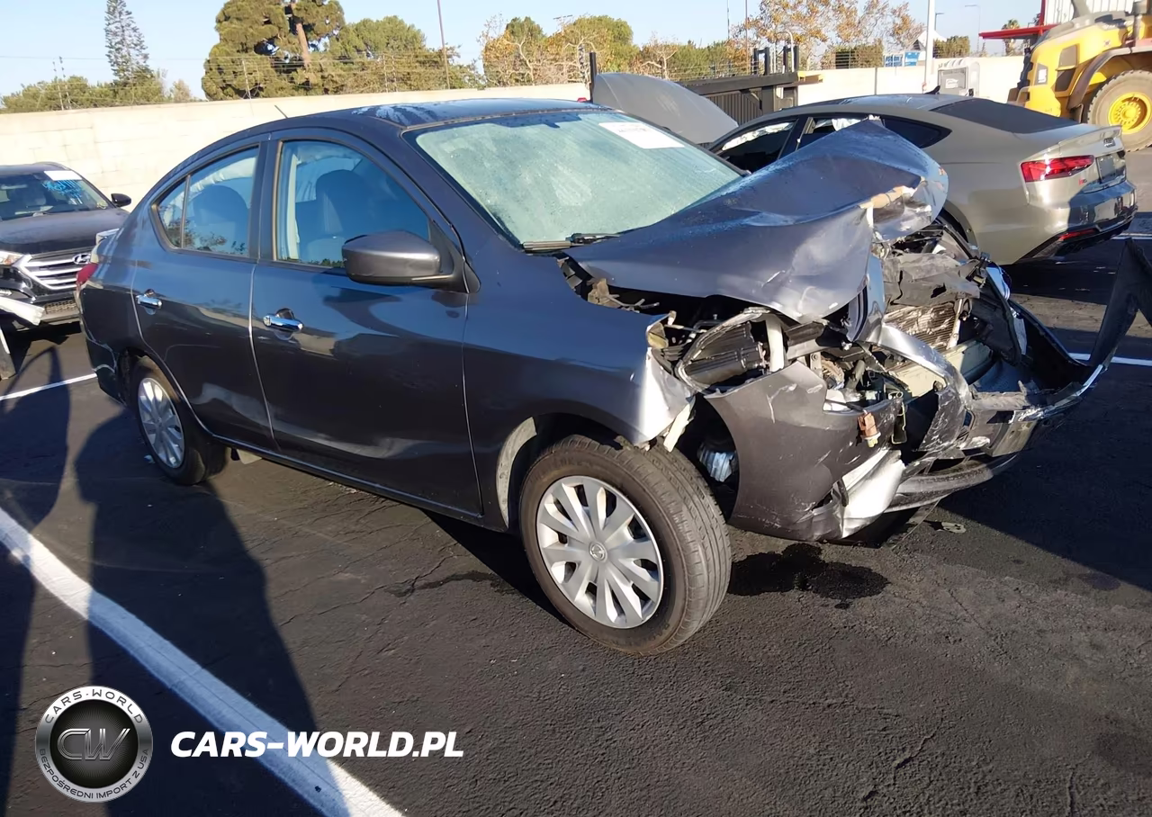2018 Nissan Versa 1.6 Sv – zdjęcie 1 z 19