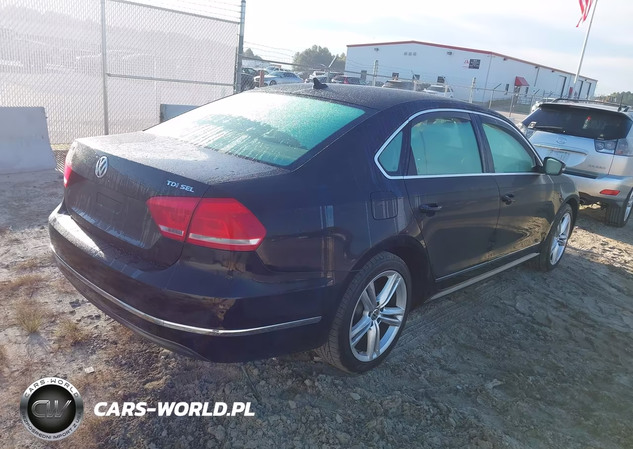 2014 Volkswagen Passat 2.0L Tdi Sel Premium VIN:1VWCN7A33EC062933 - 4