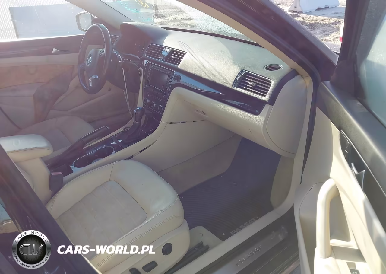 2014 Volkswagen Passat 2.0L Tdi Sel Premium VIN:1VWCN7A33EC062933 - 5