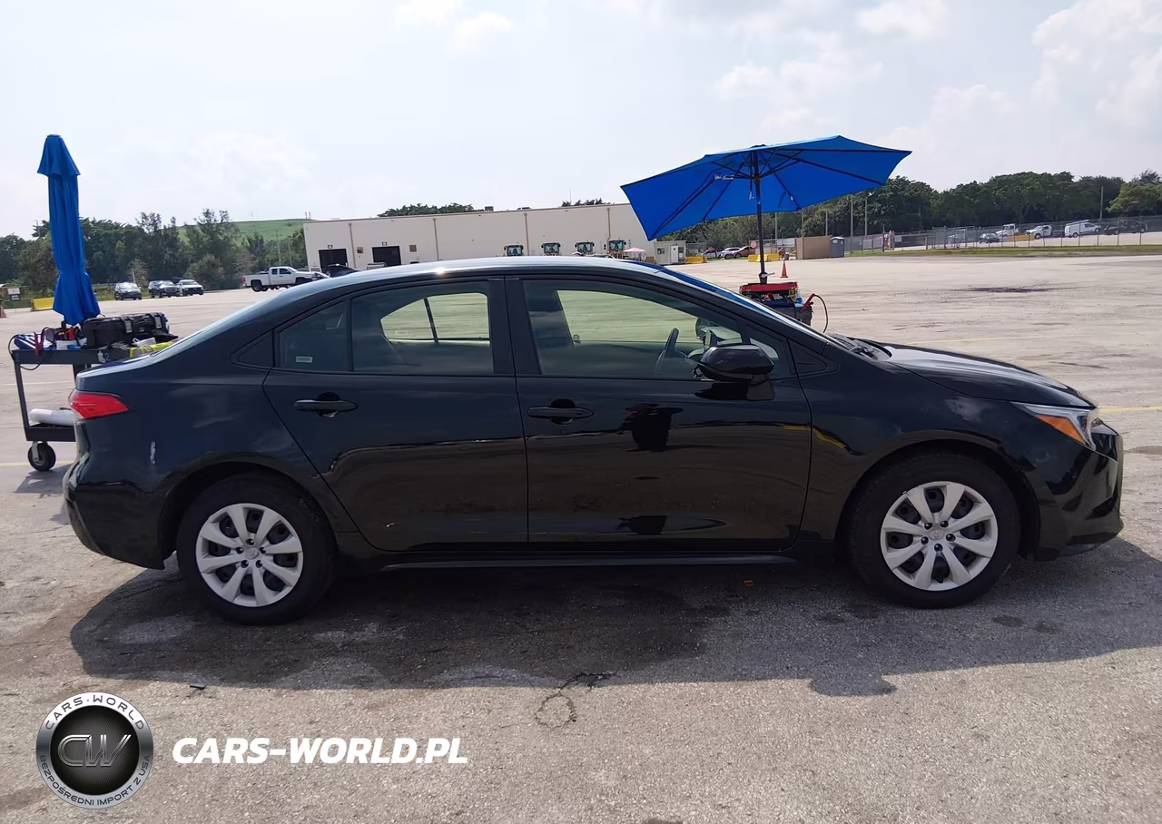 2026 Toyota Corolla Hybrid Hybrid Le VIN:JTDBCMFE4T3123667 - 13