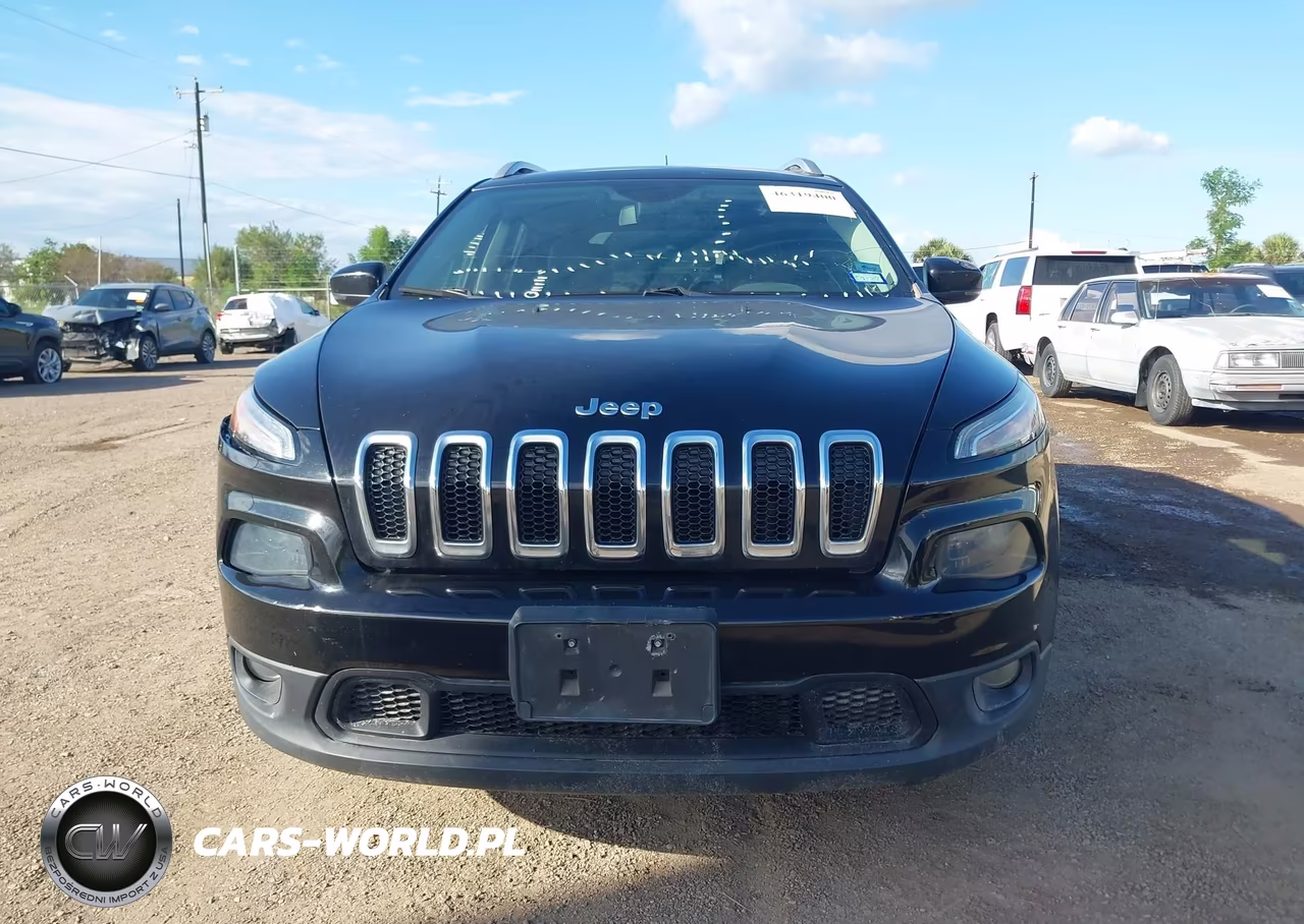 2018 Jeep Cherokee Latitude Plus Fwd VIN:1C4PJLLBXJD511297 - 12