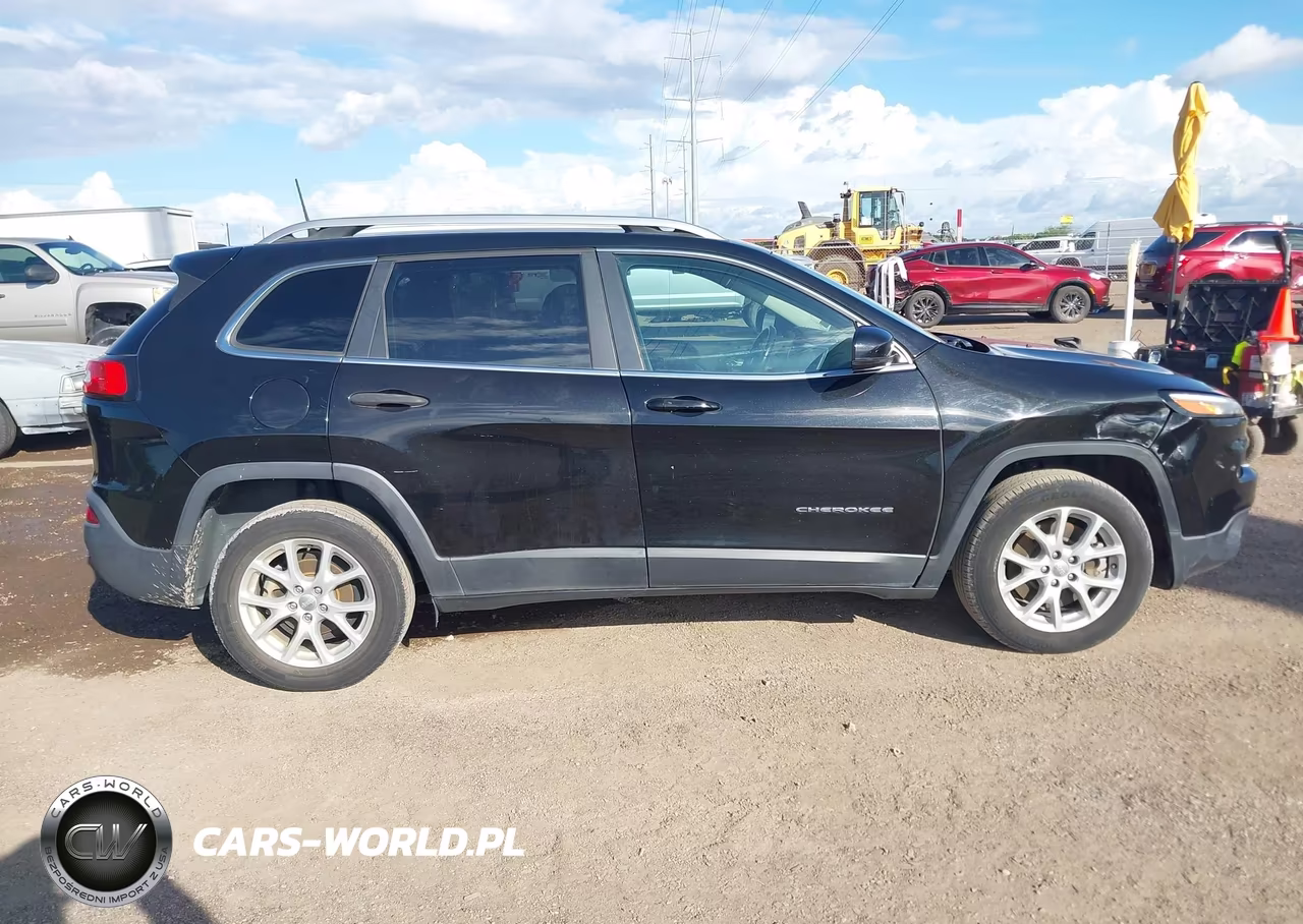 2018 Jeep Cherokee Latitude Plus Fwd VIN:1C4PJLLBXJD511297 - 13