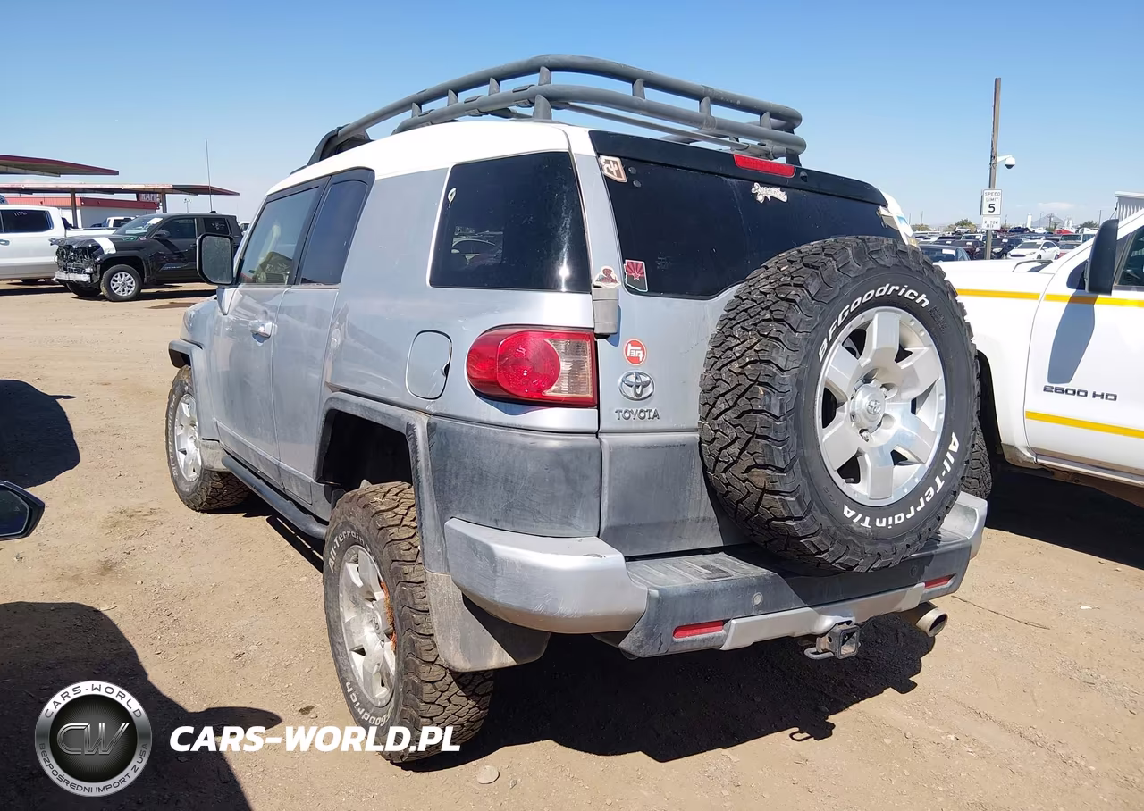 2008 Toyota Fj Cruiser VIN:JTEBU11F48K022584 - 3