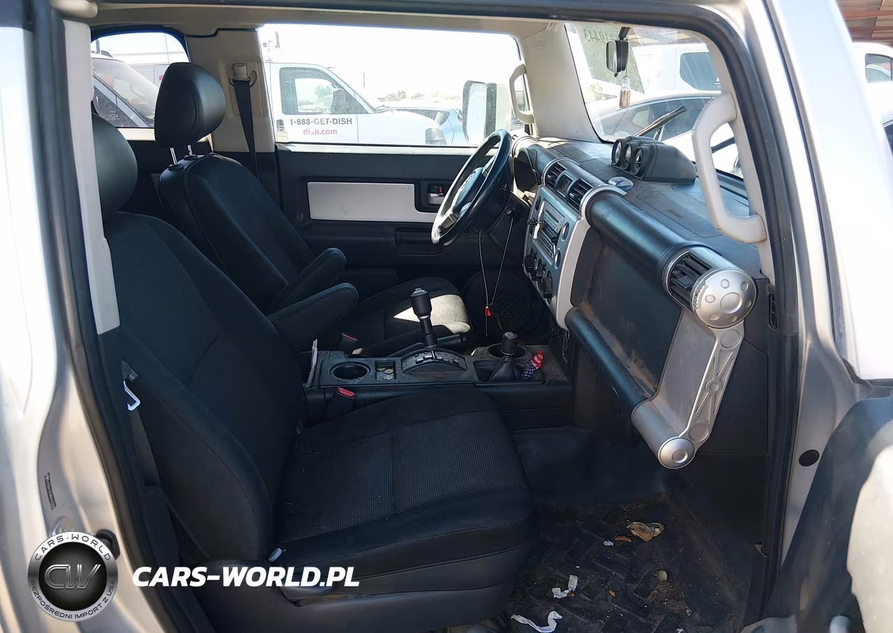 2008 Toyota Fj Cruiser VIN:JTEBU11F48K022584 - 5