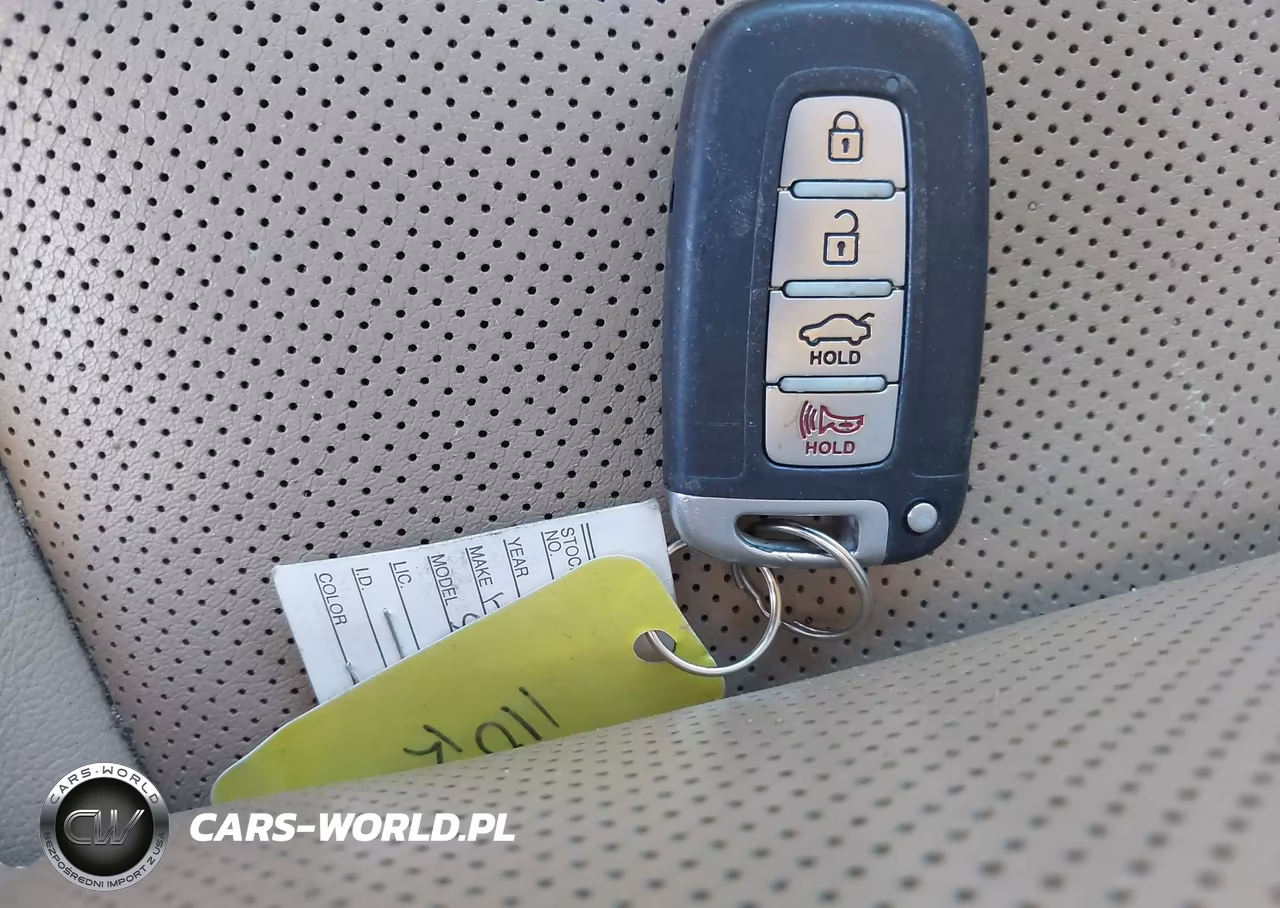 2013 Hyundai Sonata Hybrid Limited VIN:KMHEC4A4XDA092025 - 11