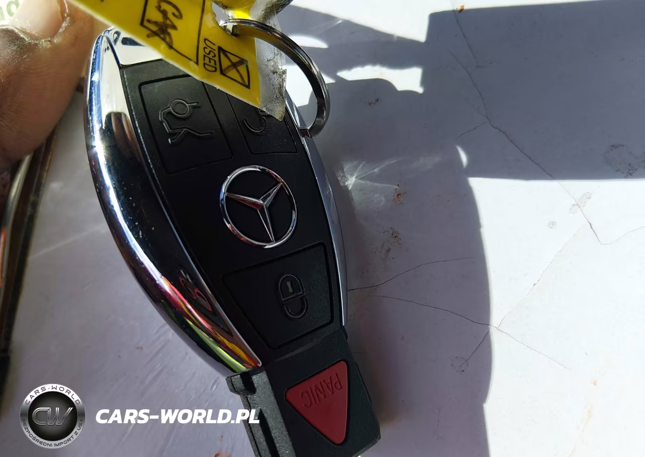 2016 Mercedes-Benz C 300 4Matic VIN:55SWF4KB8GU110948 - 11
