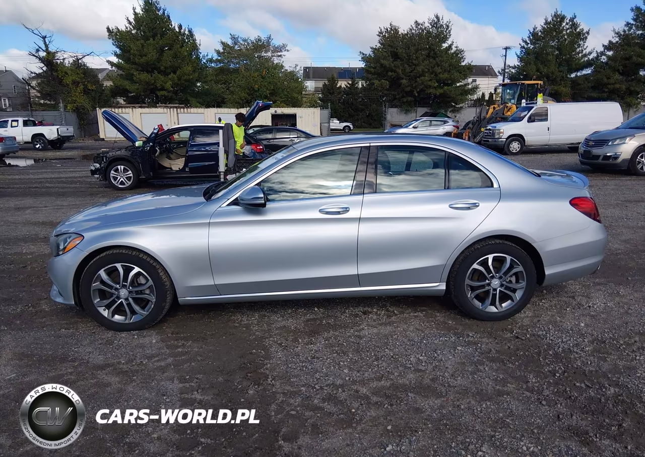 2016 Mercedes-Benz C 300 4Matic VIN:55SWF4KB8GU110948 - 14