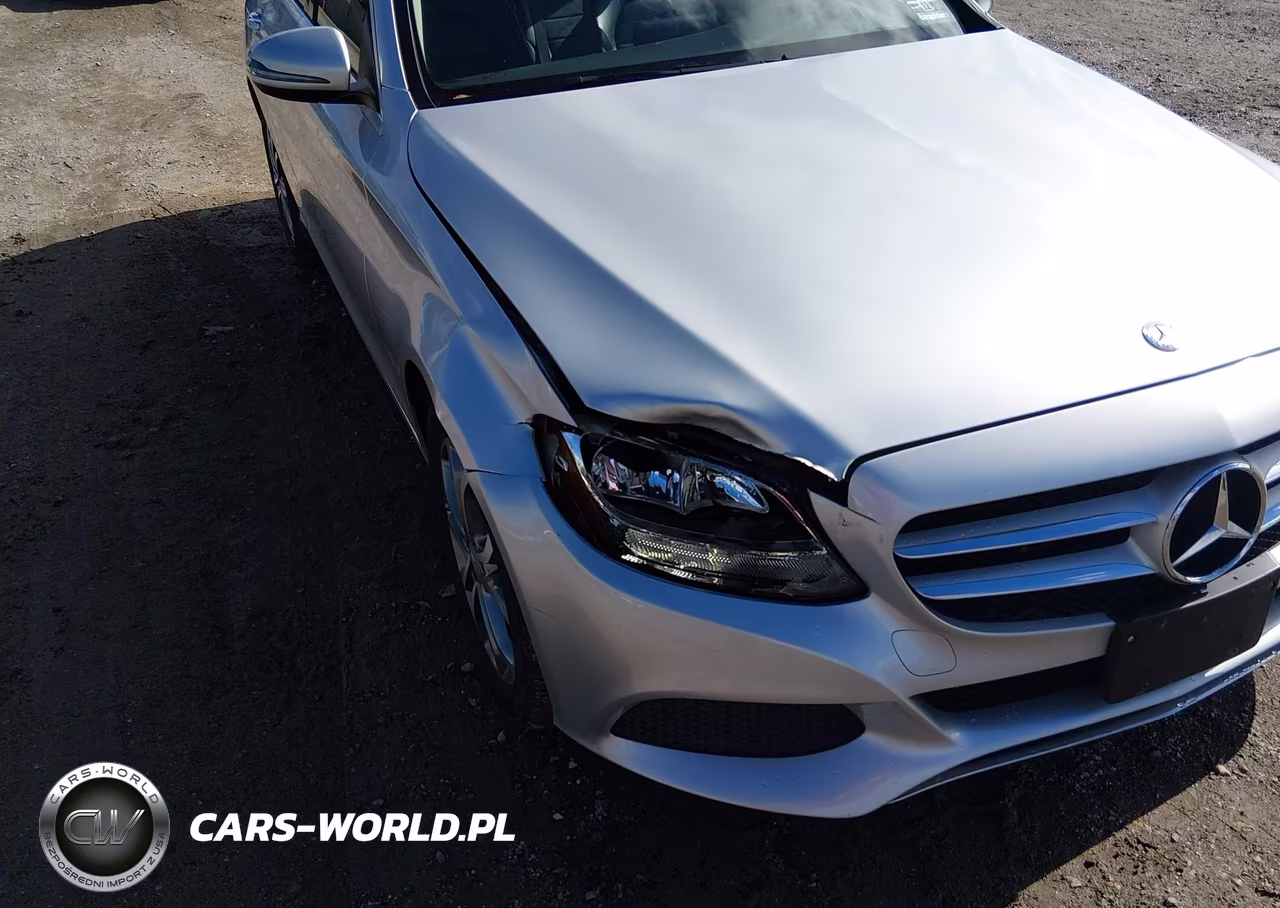 2016 Mercedes-Benz C 300 4Matic VIN:55SWF4KB8GU110948 - 6