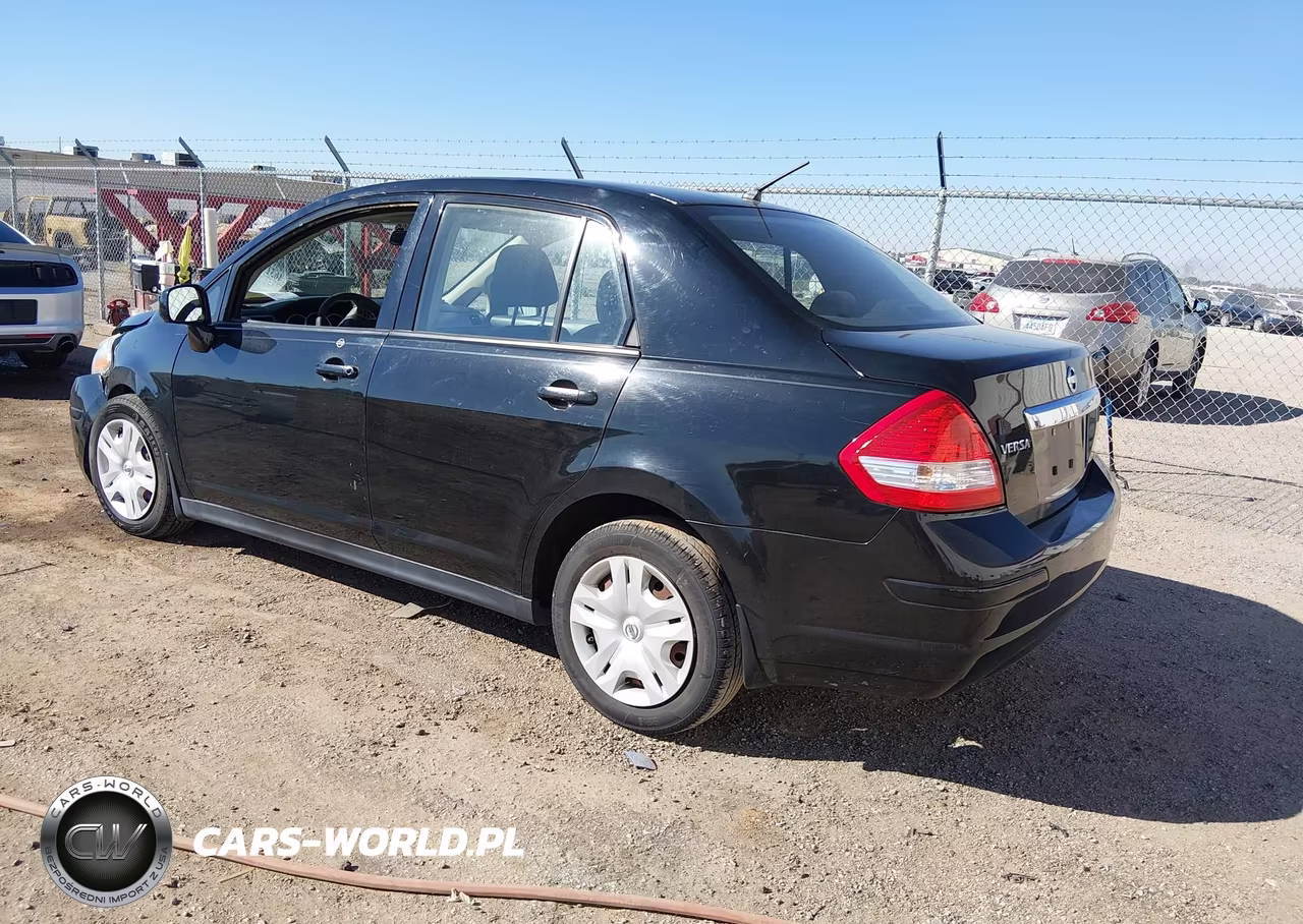 2011 Nissan Versa 1.8S VIN:3N1BC1AP0BL358726 - 3