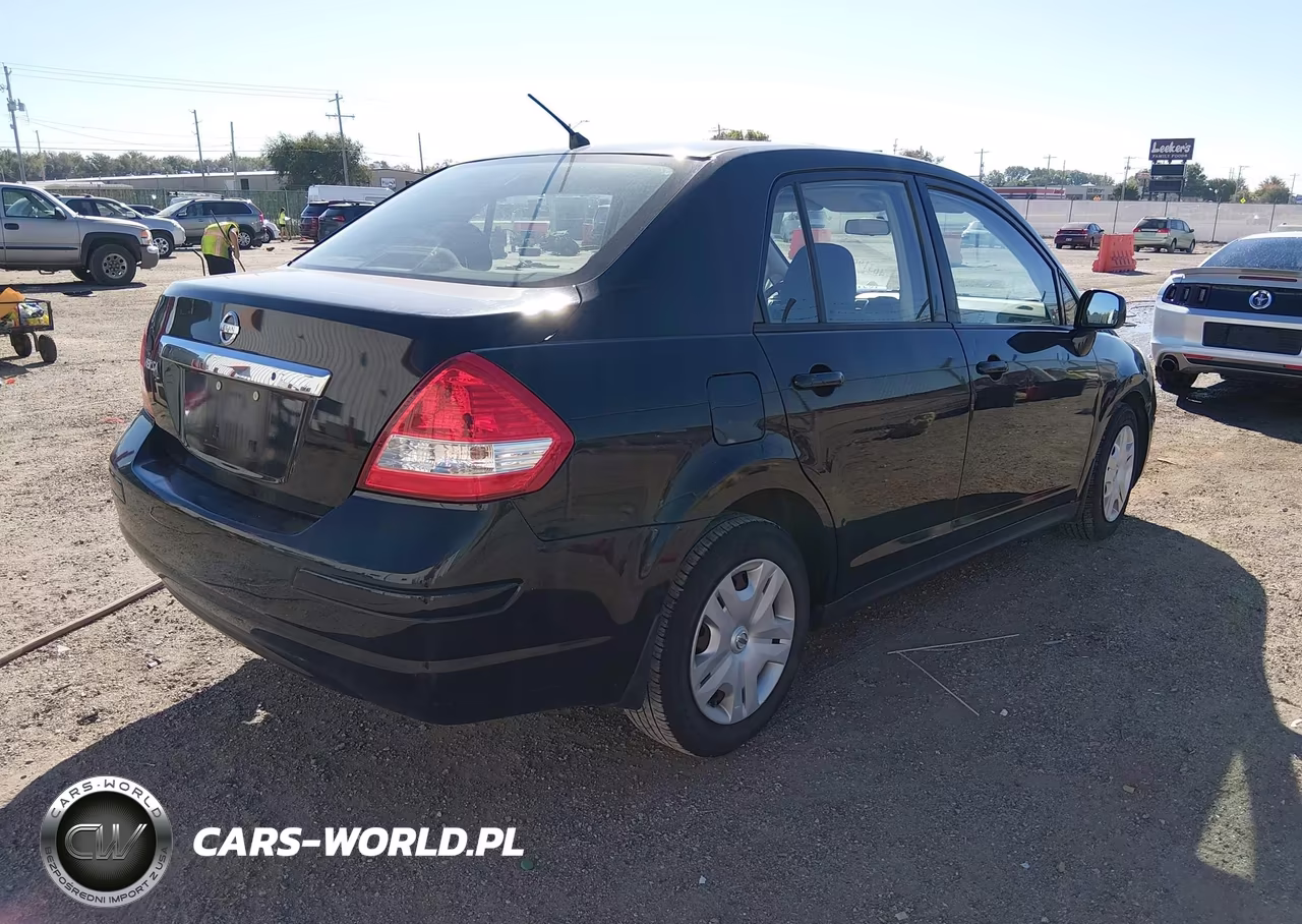 2011 Nissan Versa 1.8S VIN:3N1BC1AP0BL358726 - 4
