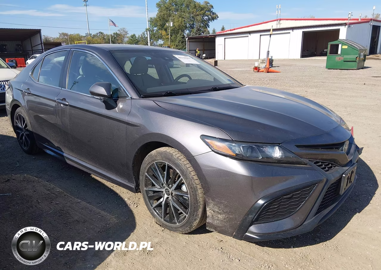 2022 Toyota Camry Se Hybrid